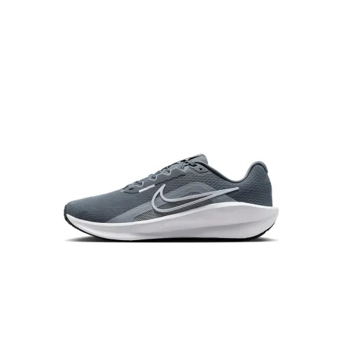 Image of NIKE Men Running Shoes
