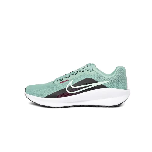 Image of NIKE Women Running Shoes