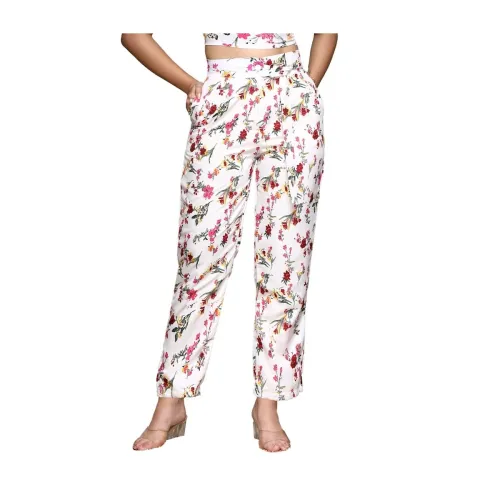 Image of OOMPH! Crepe Cropped Pants for Women