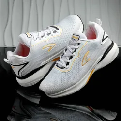 PC BULLDOG Sport Shoes (White, Size 9)