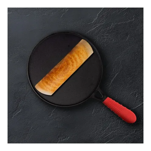 Image of Pigeon by Stovekraft Pre-Seasoned Cast Iron Tawa 28 cm