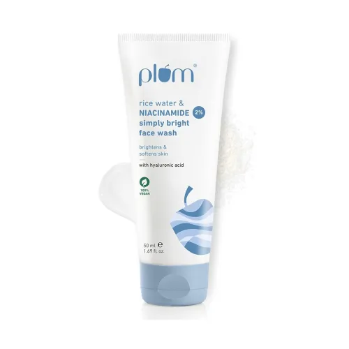 Image of Plum Simply Bright 2% Niacinamide Face Wash