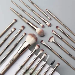 Maange 20 Pcs Professional Makeup Brushes Foundation Eyeshadow Blush Brush,Travel Kabuki Blending Concealers Face Powder