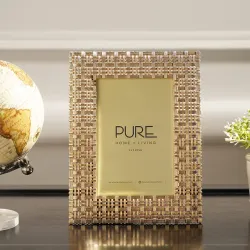 Pure Home Gold Plated Intertwisted Metal Photo Frame - Small | Size: 4x6 Inches