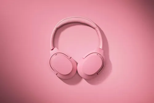 Image of Razer Active Noise Cancellation Bluetooth Gaming Headset (Quartz, On the Ear)