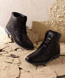 RED CHIEF Casuals For Men (Black , 7)