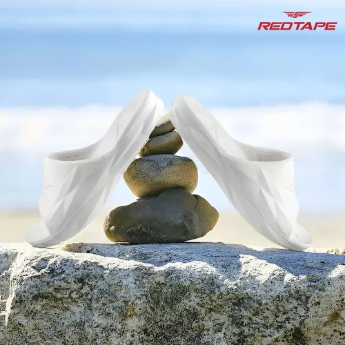 Image of RED TAPE  Women Slides