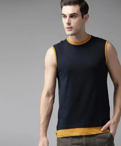 Image of Roadster  Men Solid Round Neck Pure Cotton Dark Blue T-Shirt