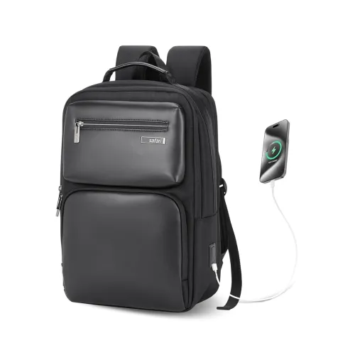 Image of Safari Select 16L Laptop Backpack with USB Charging