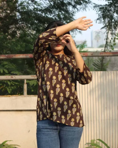 Image of SANGOURI Casual Regular Sleeves Printed Women Brown Top