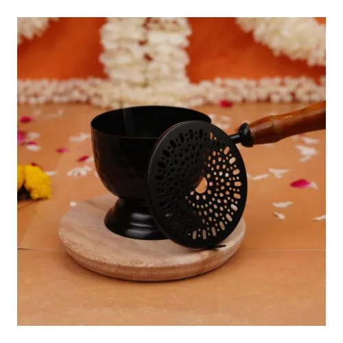 Image of ServDharm Hammered Black Dhoop Dani Holder 