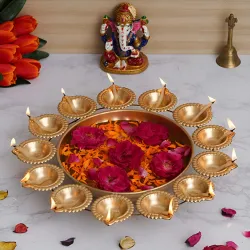 SK TRADERS Decorative Beautiful Handcrafted Urli for Floating Flowers and Tea