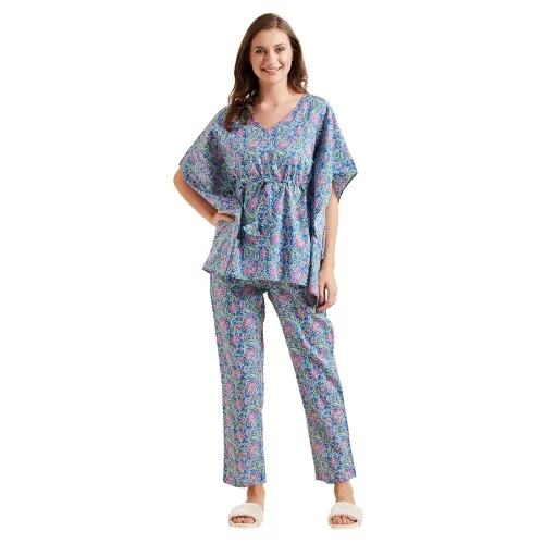Image of Sweet Dreams Women's Cotton Animal Print Pajama Set