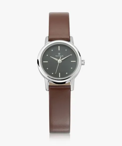 Image of Titan Karishma Analog Watch