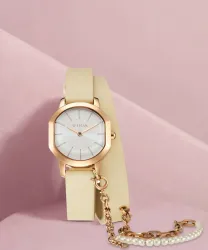Titan  Purple Unending beauty Analog Watch