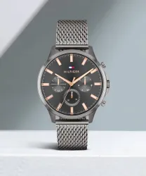 Tommy Hilfiger Men’s Analog Watch