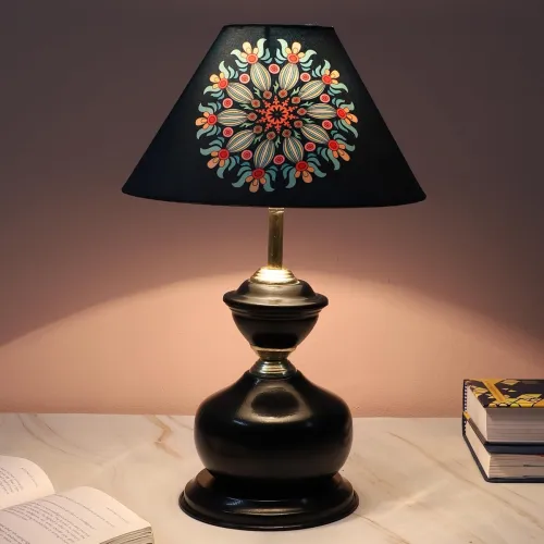 Image of tu casa Table Lamp 