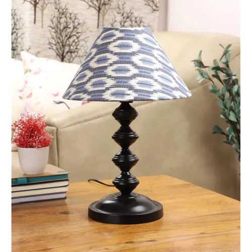 Image of tu casa Table Lamps Black Metal Base