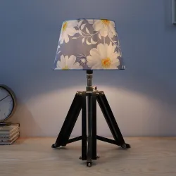 Tu Casa Vintage Tripod Wooden & Brass Bedside Table Lamp H-21