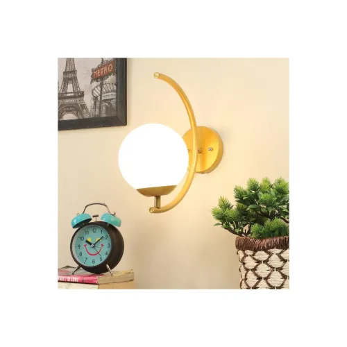 Image of TuCasa Golden Metal Decorative Wall Lamp 