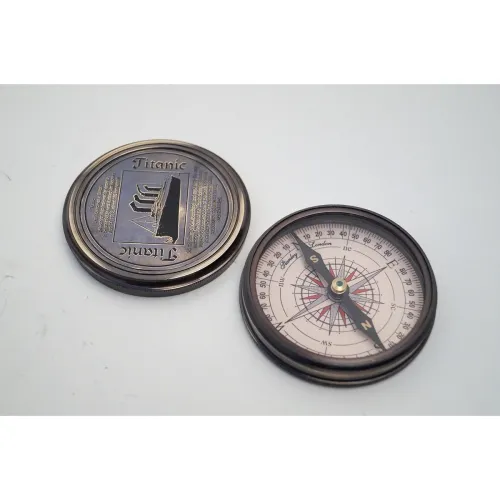 Image of tucasa Vinatge Compass in Working Condition