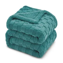 VAS COLLECTIONS Reversible Sherpa Fleece