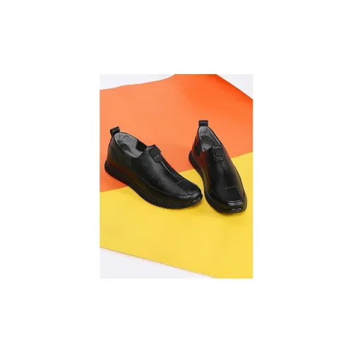 Image of WUGATTI Men's Comfortable, Lightweight & Trendy Geniune Leather Slip-On Casual Boat Shoes
