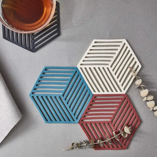 Image of Xmart India Silicone Trivets – Heat-Resistant Pot Holders, Dish Coasters, Non-Slip Insulation Pads, Durable and Flexible