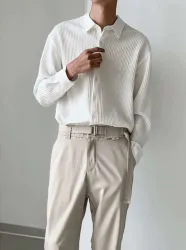 Zoitgiest Men Regular Fit Printed Spread Collar Casual Shirt