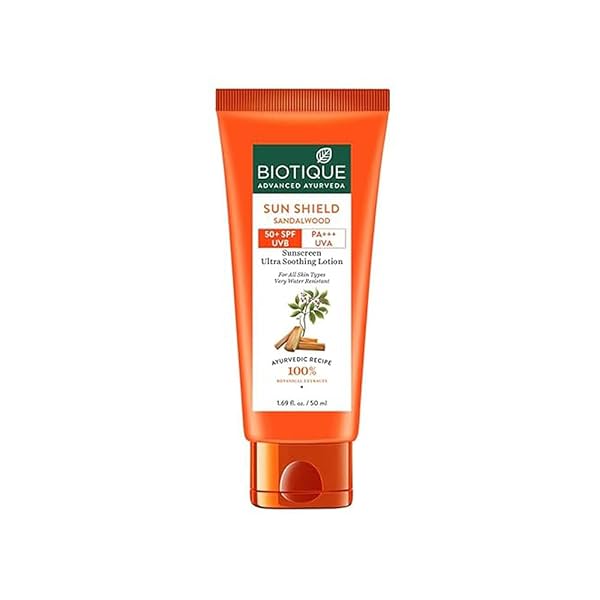 Biotique Bio Sandalwood Sunscreen Lotion 50ml