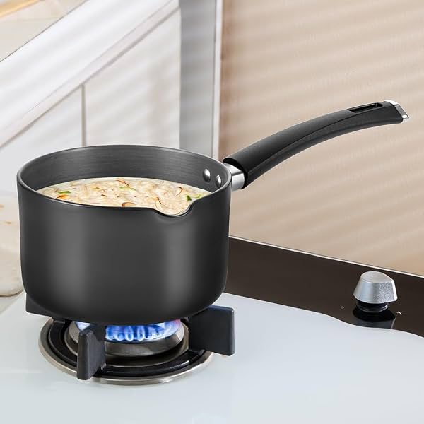 Borosil Hard Anodized Spout Sauce Pan