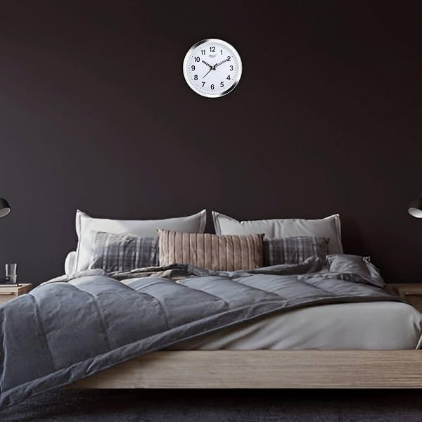 Matiz 101 Round Wall Clock Silver Color Plastic Case White