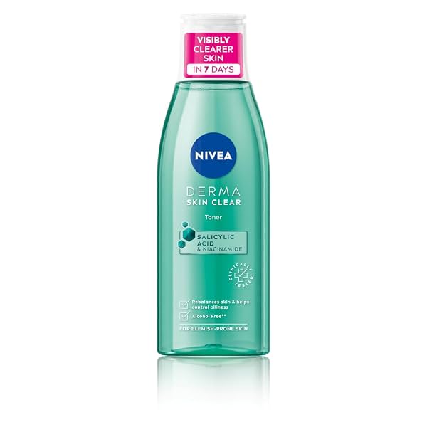 NIVEA Derma Skin Clear Face Toner with Salicylic Acid & Niacinamide