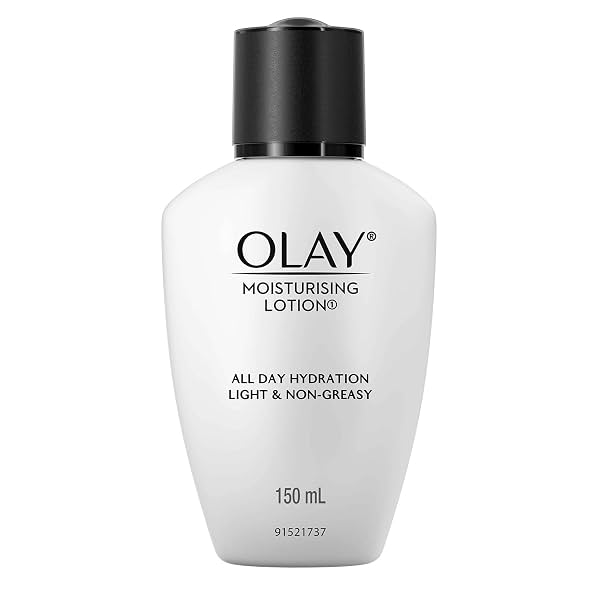 Olay Moisturising Lotion Hydrates and Locks in Moisture 150ml
